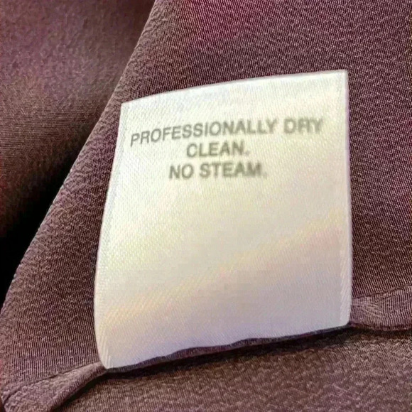 Classiques Entier Silk Blouse Size S Plum Beautiful Sleeveless V-Neck Drapes - Picture 6 of 8